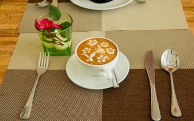 Day Sunrise Hotel