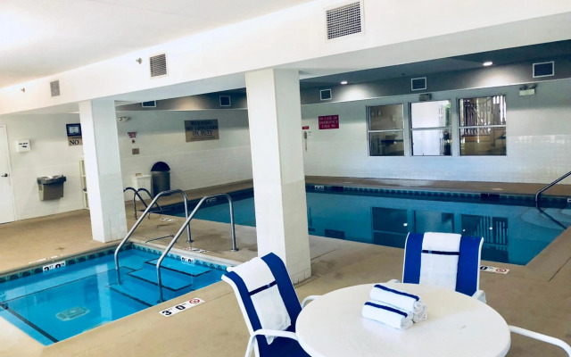 Country Inn & Suites by Radisson, Chicago O'Hare South, IL