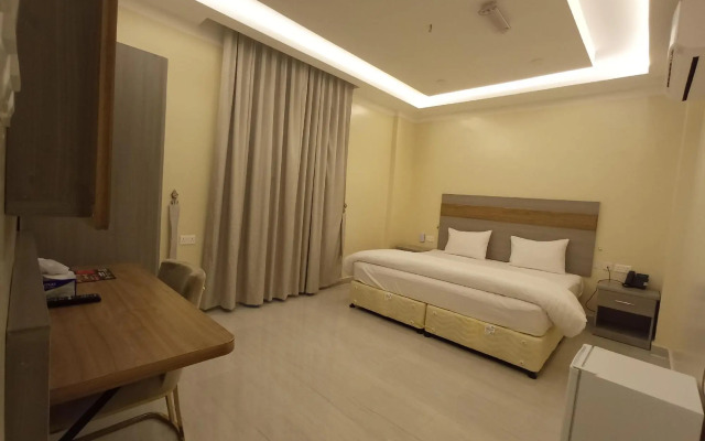 Duqum Plaza Hotel