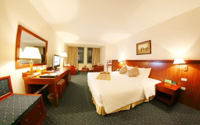 The Tray Hotel