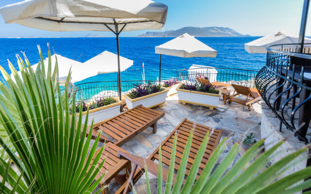 Hadrian Hotel