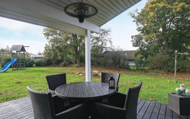 Langeland Beach Home With Sauna