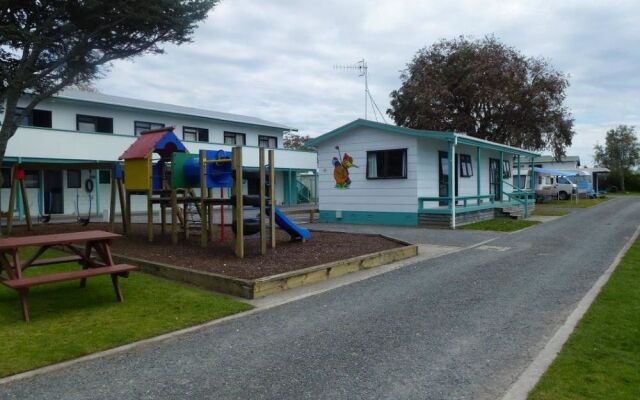 Golden Grove Holiday Park