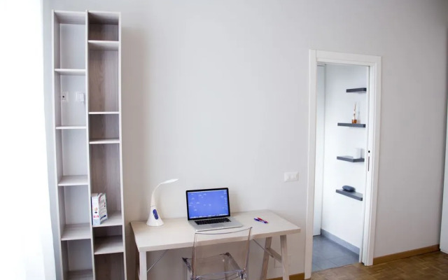 Live in The Heart of Milan