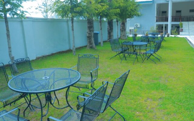 Samsons Inn Malam Jabba