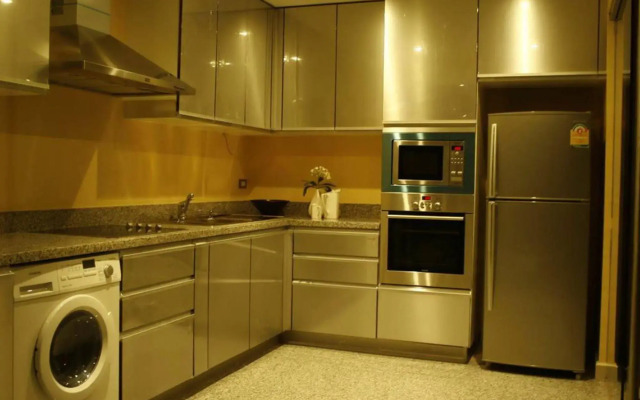 Seven Place Executive Residence