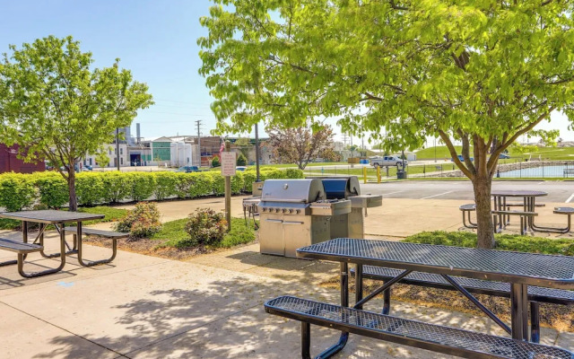 Waterfront Sandusky Vacation Rental: Downtown!