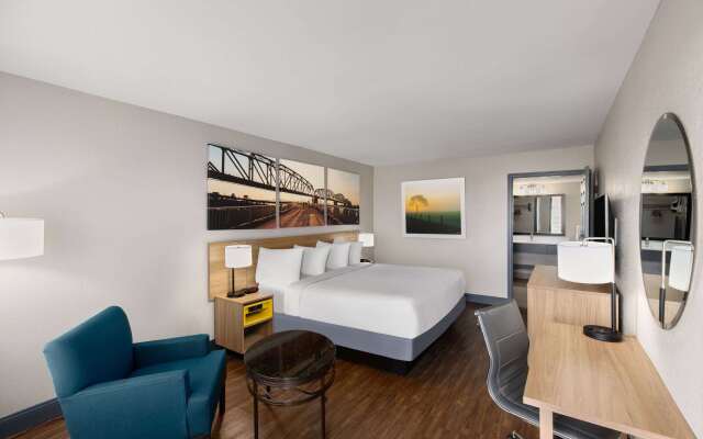 Days Inn by Wyndham Carlisle