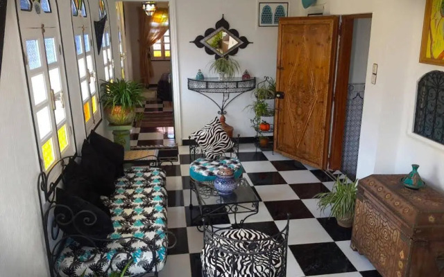 Riad Atika Mek