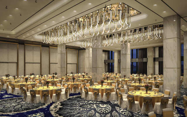 Movenpick Surabaya City