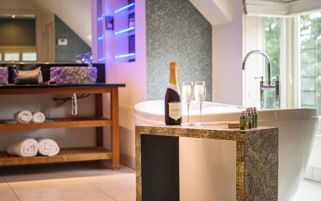 Rowhill Grange Hotel & Utopia Spa