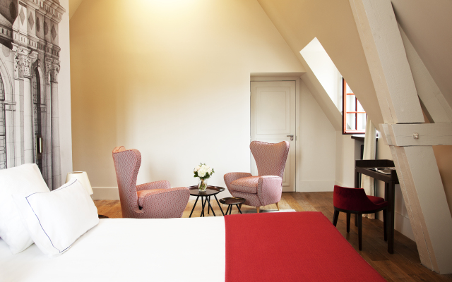 Relais de Chambord, a Small Luxury Hotels of the World