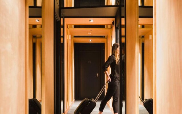 Gilmer Apartment Hotel
