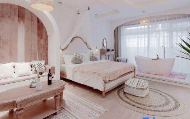 The Koi Fish Designer Homestay