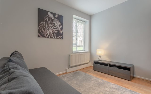 Well-located 2 Bedroom Flat Close To Angel Station