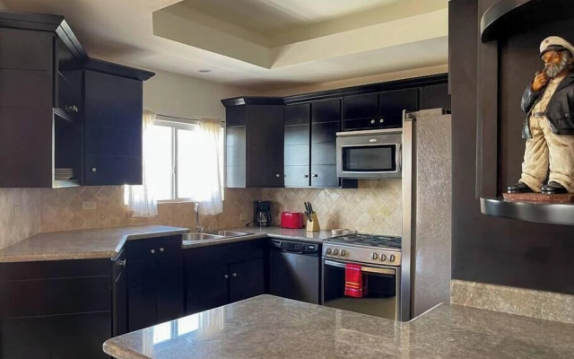 Gated 2BR Apartment Near Sandy Beach