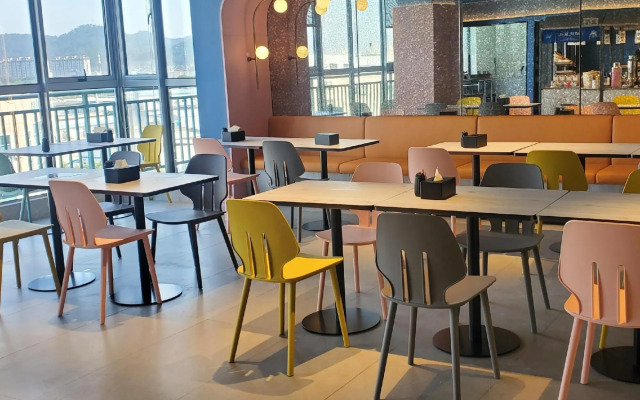 HanTing Hotel (Zhoushan Dinghai Changguo Road)