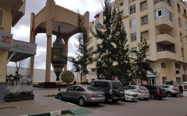 New Luxury Apartment, 3 Bed, 7Mins to Beach - Aida