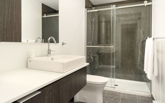 Beautiful Griffintown Suites by Sonder