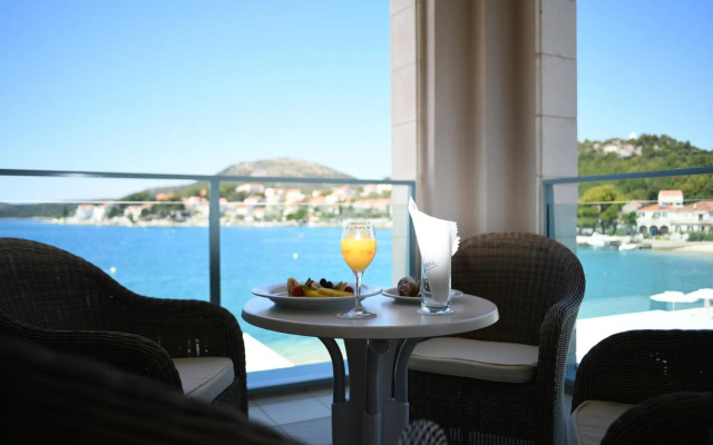 Admiral Grand Hotel