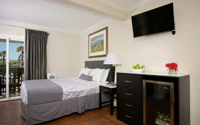 Ocean Beach Hotel