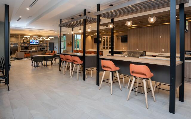 Holiday Inn NW Houston Beltway 8 by IHG