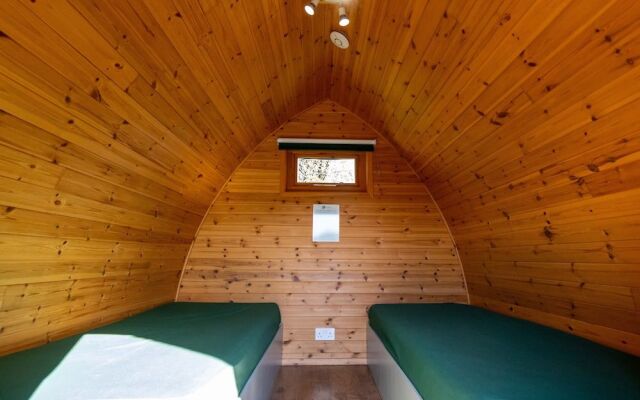 Orchard Hideaways