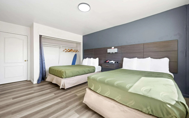 Econo Lodge Inn & Suites Heavenly Village Area