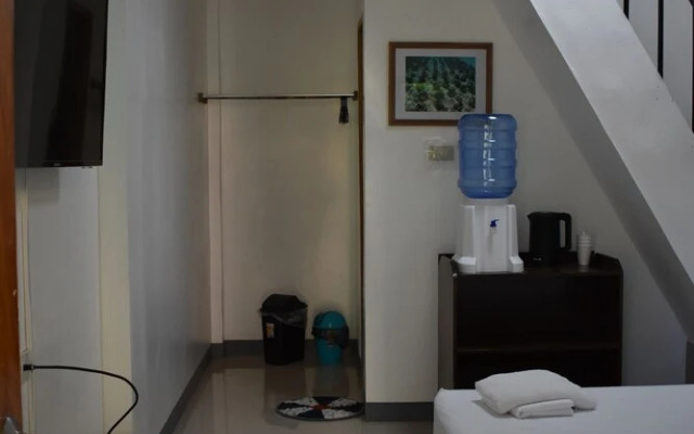 Seaside Travelers Inn by Camiguin Island Home