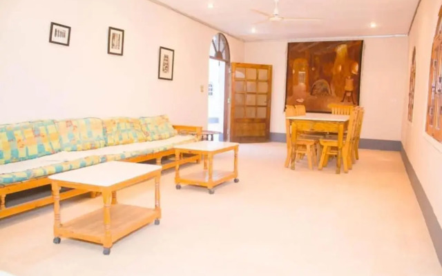 Desert Paradise Lodge