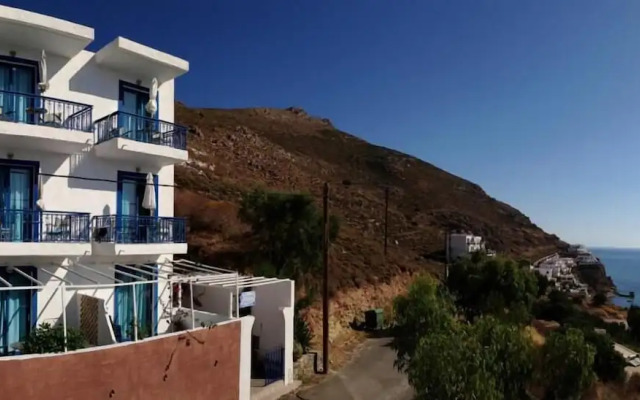 Michalis Studios