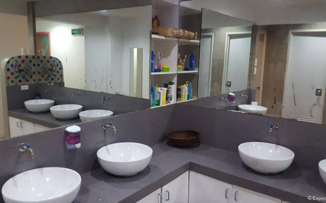 MNL Boutique Hostel Makati