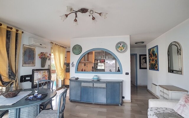 Blue Cannes Apartment