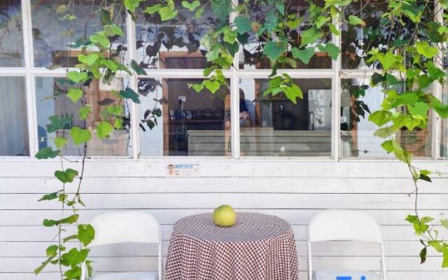 Weizhou Island Shili Homestay