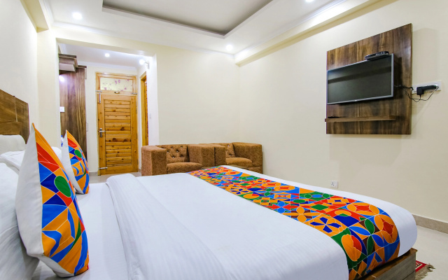 Fabhotel The Eden