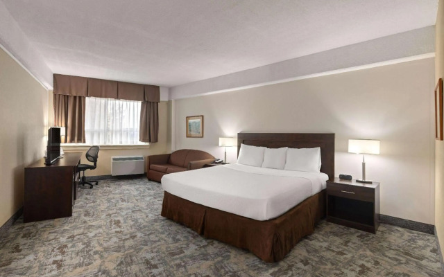 Travelodge by Wyndham Thunder Bay