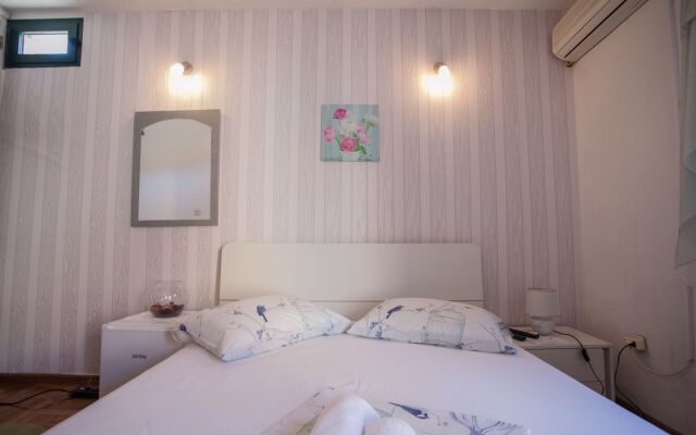 Guesthouse Ana