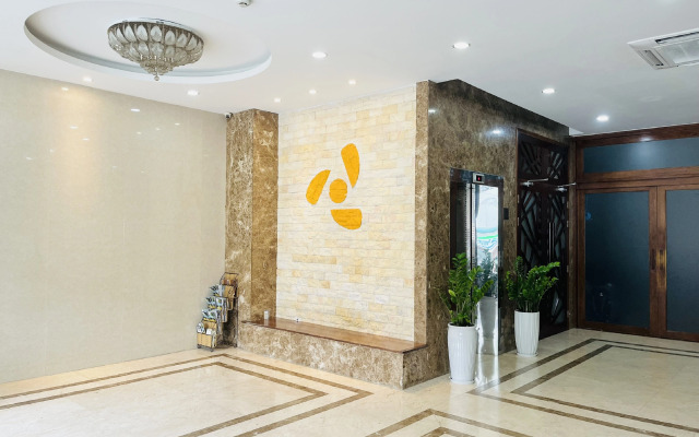 Nicecy Hotel - Bui Thi Xuan Street