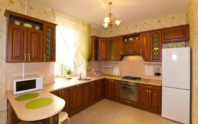 Sutkiarenda On Maliy Prospekt 13