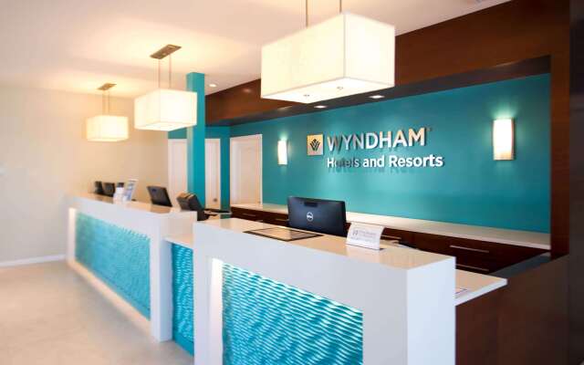 Wyndham Reef Resort Grand Cayman