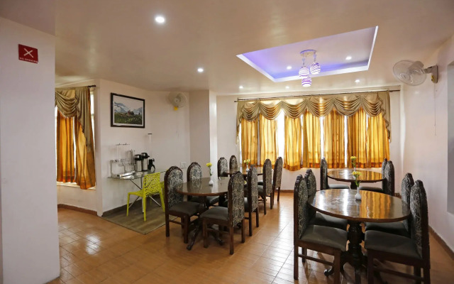 OYO Rooms 099 Near Victory Tunnel Shimla