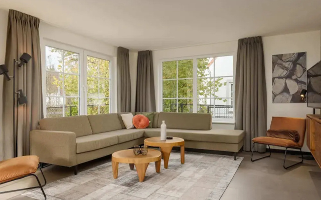 Scenic Villa Retreat With Pets