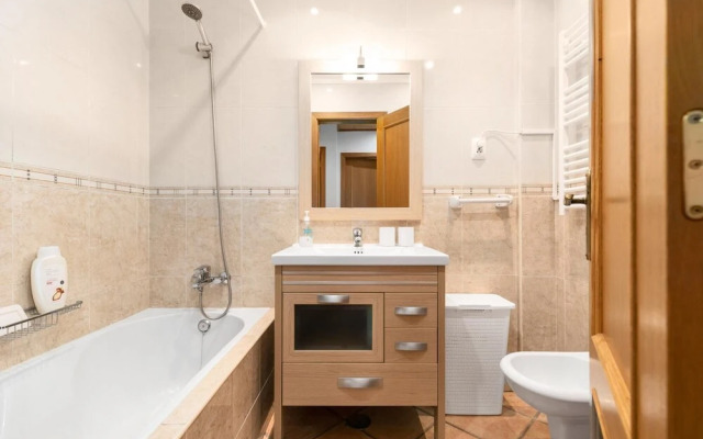 Two Bedroom Apartment in Fuseta by Ideal Homes