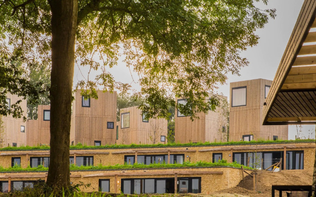 Luxury Hill Lodge, 2 Bathrooms, Near Maastricht