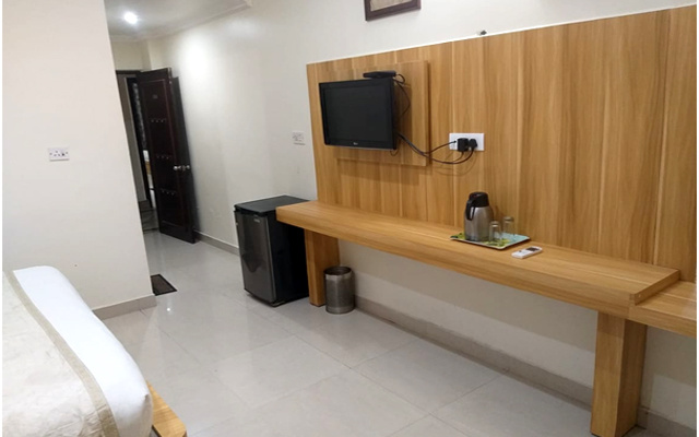 Hotel Mount View International