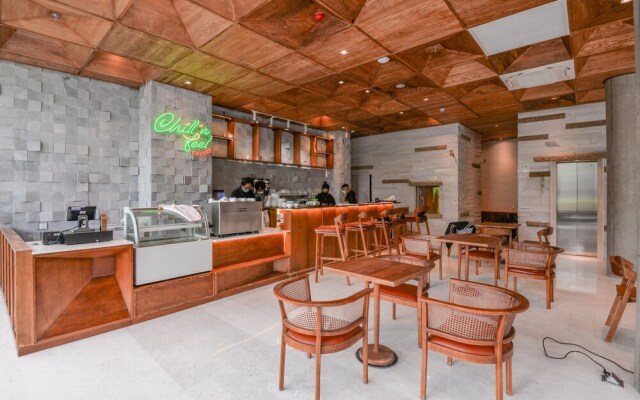22Land Residence Hotel