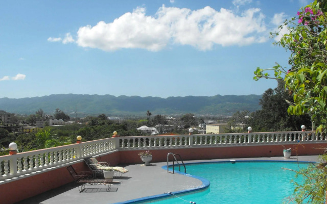 Verney House Resort