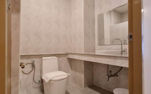 The Charlotte Smart Hotel Lopburi