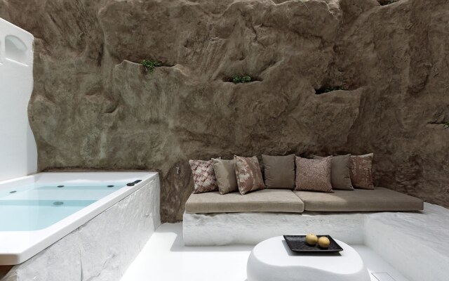 WhiteArt Suites