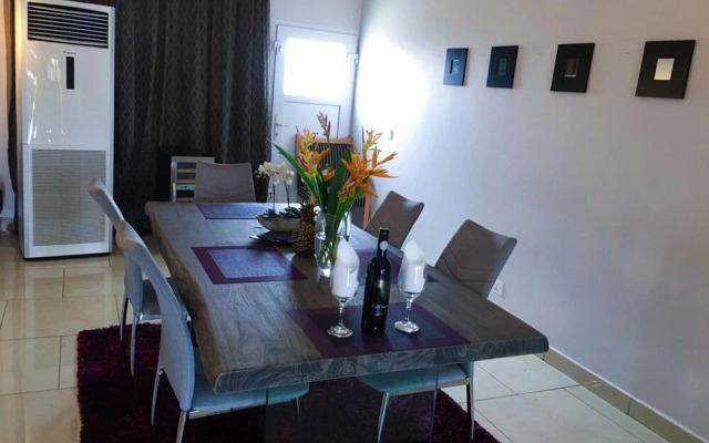 Stunning 3-bed House in Tema-ahenfie Villa